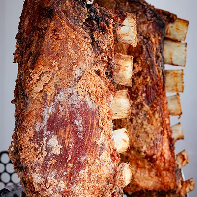 Costela assada servida na Chimarrão